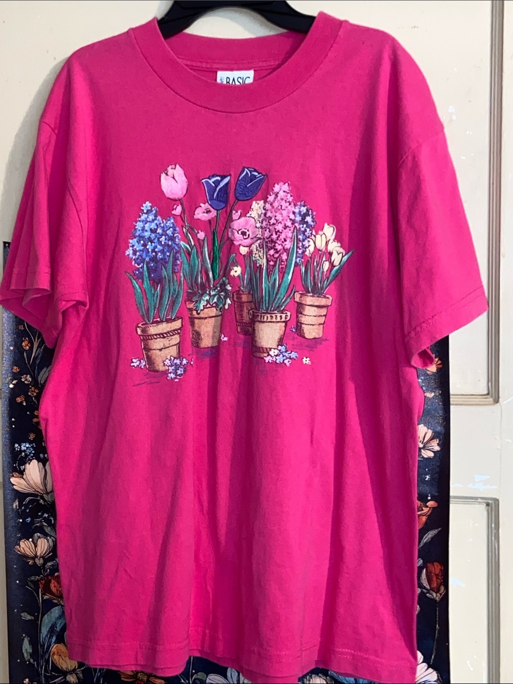 VTG PINK POTTED FLOWERS TOP Dark Pink Floral SIMPLY BASIC